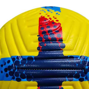 Alaay Ballon de football personnalisé graphique cousu à la machine Taille 5 Football souple en caoutchouc PU Matériau personnalisable - Product Image 6