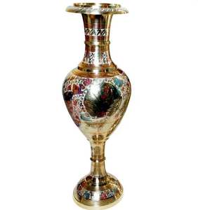 Florero dorado y negro al por mayor en metal de latón para decoraciones de boda florero de metal de alta exigencia decoración interior - Product Image 5