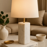 Base de lampe en marbre LED écologique sculptée artisanalement en pierre naturelle robuste décor de luxe moderne industriel table d'héritage/chevet
