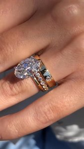 แหวนเพชรทรงรีเพาะเลี้ยงในห้องปฏิบัติการ ทองคำขาว 14k ตัวเรือนแบบหนามเตย น้ำหนัก 3.00-3.50 กะรัต พร้อมใบรับรอง IGI ดีไซน์ทันสมัย ปรับแต่งได้ - Product Image 6