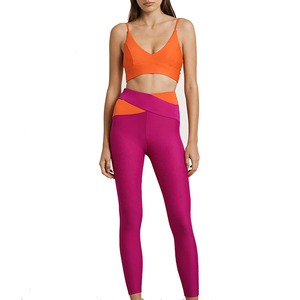 Ensembles de yoga pour femmes, design professionnel, logo personnalisé imprimé, haute qualité, écologiques, haut uni et bas grande taille pour vos entraînements - Product Image 2