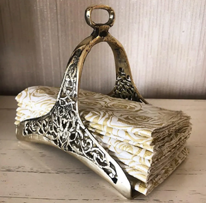 Soporte de pañuelos de latón de diseño personalizado oro mate pulido para oficina sala de estar dormitorio mesa de comedor soporte de pañuelos de latón - Product Image 5