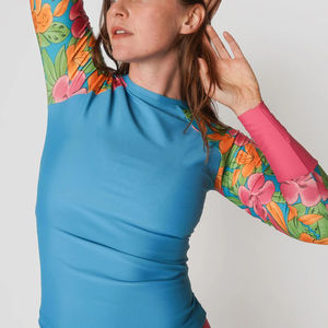 Rashguard de MMA con Diseño Personalizado para Mujer, Rashguard de Sublimación Digital, Ropa Deportiva Económica y Asequible - Product Image 3