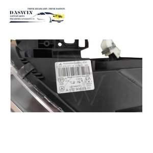 Faro Delantero Izquierdo y Derecho de 12V para M-BENZ Clase CLA W117 C117 X117 2013-2019, C180-C260, Nuevo OEM A1179066400 / A1179066300 - Product Image 6