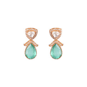 Ensemble de boucles d'oreilles plaquées or traditionnelles pour femmes, bijoux de mariée et de fête avec un style ethnique élégant - Product Image 2
