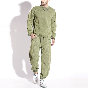 Conjunto Deportivo Personalizado de Felpa Francesa Gruesa con Parches Bordados de Algodón, Sudadera con Capucha y Pantalones Deportivos para Hombre, Fabricante de Conjuntos Deportivos - Product Image 1
