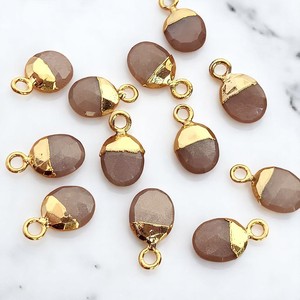 Colgante de dijes facetados ovalados de piedra lunar de Chocolate, dijes de piedras preciosas galvanizadas de oro para la fabricación de joyas - Product Image 1