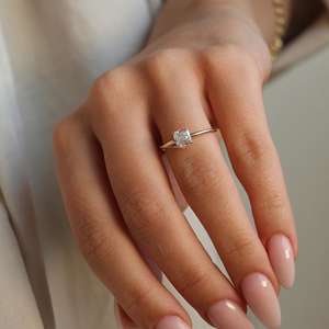 1.35ที่ทำด้วยมือ CT ตัดเบาะไฮบริด Moissanite แหวนเพชรที่โซลิแทร์ตัดออกสี่ขากรงเล็บ certifiedgra ของขวัญแต่งงานที่โรแมนติก - Product Image 5