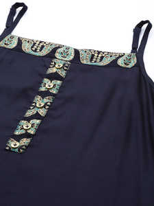 Ensemble décontracté 2 pièces pour femme en coton bleu, comprenant une kurta droite et un palazzo imprimé floral longueur cheville, respirant et écologique, idéal pour l'été. - Product Image 2