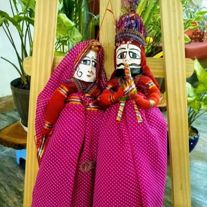 คู่หุ่น Rajasthani หุ่นเชิดอินเดียวินเทจตุ๊กตาไม้ทำด้วยมือสำหรับตกแต่งบ้านในงานแต่งงานสไตล์โบฮีเมียน - Product Image 1