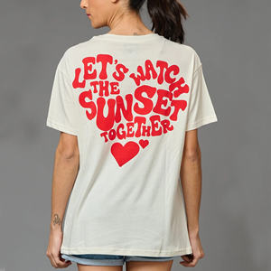 Camiseta de verano para mujer, ropa de calle transpirable de secado rápido de talla grande con logotipo personalizado a bajo precio - Product Image 1