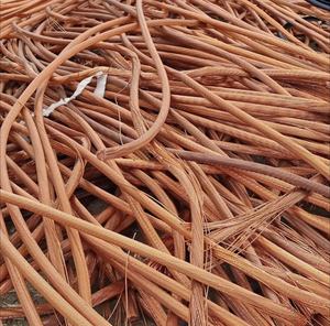 Fil de cuivre pur à 99,99 % avec une conductivité élevée pour l'exportation - Product Image 1