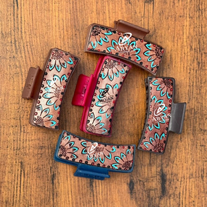 Nouvelle arrivée vente chaude Western élégant à la main usiné en cuir gravé pinces à cheveux en cuir griffe accessoires de cheveux pour les femmes - Product Image 1