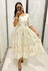 Elegance en apesanteur couleur blanche en soie Kurti Made in India Ladies Special Design for Casual Use Regular Dress Collection - Product Image 6