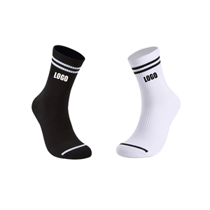 Chaussettes de sport professionnelles de qualité supérieure Utilisation en extérieur Chaussettes décontractées respirantes en coton fabriquées en usine - Product Image 5