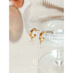 Orecchini Pendenti con Perle d'Acqua Dolce Placcati in Oro, Orecchini con Perle Autentiche, Regalo per Lei o per la Mamma - Product Image 2