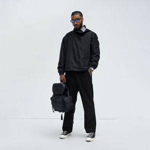 แจ็คเก็ตบอมเบอร์ผู้ชาย ปี 2026 รับผลิตตามแบบ OEM ออกแบบเองได้ แจ็คเก็ตนักบินลำลองแบบเรียบง่าย แจ็คเก็ตนักบินผ้าซาตินสำหรับฤดูหนาว ราคาขายส่ง - Product Image 1