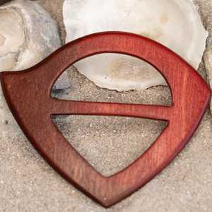 Anillos para bufanda de madera hechos a mano, elegantes, ecológicos y con estilo, perfectos para añadir encanto a cualquier atuendo. - Product Image 1