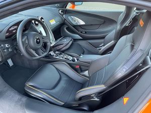 MC LAREN GT COUPE RWD 2022 D'OCCASION PRÊT À EXPÉDIER - Product Image 5