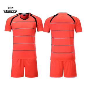 Conjunto de Uniforme de Fútbol Retro Clásico Personalizado 25/26, Pantalones Cortos, 100% Poliéster, Secado Rápido, Transpirable, para Niños y Unisex, Verano - Product Image 6