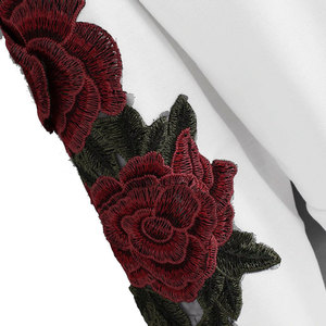 2025 nouveauté Logo personnalisé brodé respirant 100% coton biologique sweat à capuche court pour les femmes fermeture éclair conception bouffée automne - Product Image 5