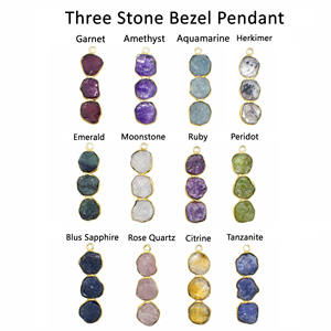 Émeraude Trois Pierre Long Pendentif Or Vermeil Argent Sterling Lunette Ensemble Pierres Précieuses Brutes Charme Bijoux Faits À La Main Cadeau pour Elle - Product Image 2