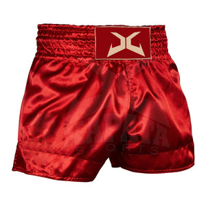 Short de Muay Thai de couleur unie pour hommes de haute qualité, confortable pour les vêtements d'arts martiaux fabriqués au Pakistan - Product Image 3