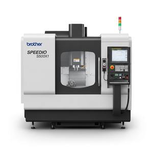 Centre d'usinage vertical Brother SPEEDIO S500X1, machine Fanuc, simple BT40, fraisage, perçage, taraudage, compact, utilisation en usine - Product Image 2