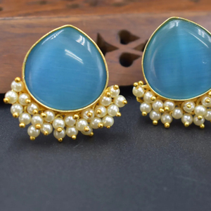 Pendientes DE VENTA DE Año Nuevo Fabricante Proveedor Pendientes de tuerca redondos de piedra natural inoxidable chapados en oro de 18K - Product Image 1