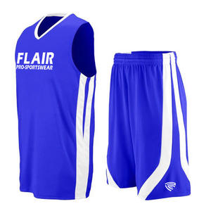 Conjunto de ropa de baloncesto de alta calidad personalizable para hombre, de talla grande XS Camiseta deportiva, pantalones cortos, camiseta de baloncesto Digital transpirable - Product Image 3