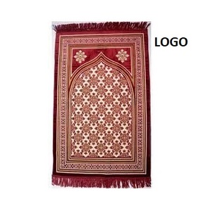 Tapis de prière musulman soyeux et lisses vente en gros de tapis de prière islamiques en velours respirant sur mesure Jaenamaz - Product Image 2