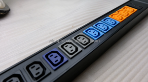 PDU à montage en rack AV1P-STI112I202A3 avec prises IEC codées par couleur pour les armoires de serveurs de centre de données et les équipements réseau - Product Image 2