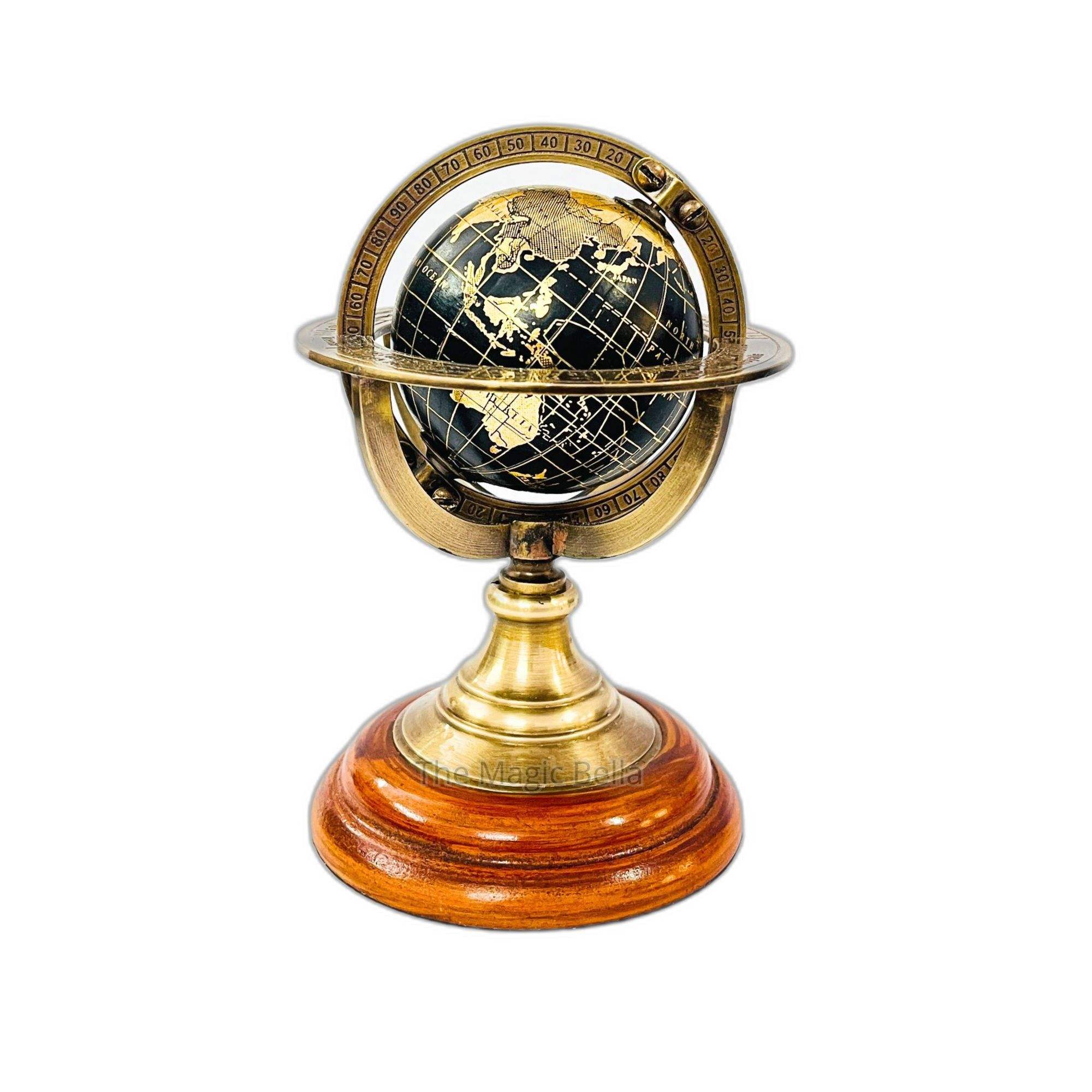 ฐานไม้สีน้ำตาล