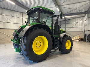 2022 Johnn Deere 7R 310 Mini Tractor 4WD/2WD Motor diésel 4x4 Drive 70/90/100/120HP Potencia nominal - Product Image 5