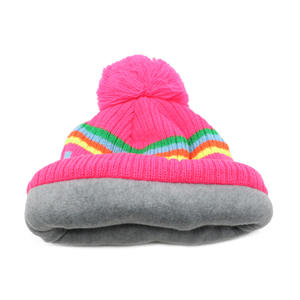 Chapeau à <span class=keywords><strong>pompon</strong></span> pour hommes d'hiver personnalisé de haute qualité avec bonnets doublés de polaire à <span class=keywords><strong>pompon</strong></span> dans un style de personnage de camouflage imprimé pour les affaires - Product Image 1