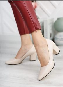 รองเท้าผู้หญิงผิวสั้นส้นปิดถังรองเท้าลำลอง5เซนติเมตรเชอร์รี่36-40ผลิตในตุรกี - Product Image 3