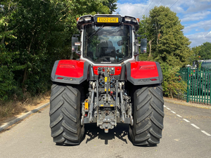 Tractor de Ruedas Massey Ferguson 8S.265 Dyna E-Power Usado, 4WD, con Transmisión de Engranajes del Motor, Garantía de 2 Años, Alta Productividad, 2021 - Product Image 4
