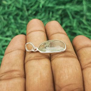 Collier avec pendentif en diamant et pierres précieuses de haute qualité AAA fait à la main en argent sterling 925 unique pour femmes - Product Image 2