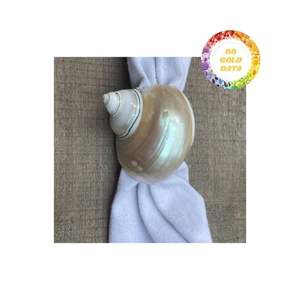 Anneau de serviette en coquillage élégant Design fait à la main en utilisant des coquillages authentiques crée une touche côtière pour un décor de salle à manger élégant - Product Image 2