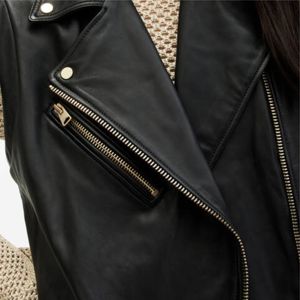 2024 chaquetas de cuero con cremallera de motorista de invierno informales transpirables de alta calidad para mujer - Product Image 6