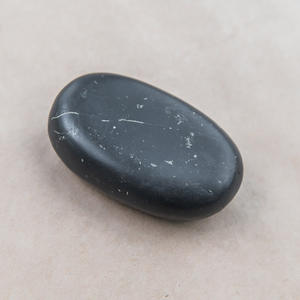 Piedra de masaje ovalada de shungita sin pulir de 0.7*1.8*1 pulgadas (90*45*25 mm) 180 g (0.4 lb) - Product Image 3