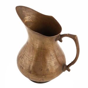 Carafe en laiton classique faite à la main avec pichet à eau traditionnel pour la cuisine, la table à manger et la décoration de la maison, provenant d'un fournisseur indien - Product Image 6