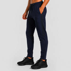 Pantalon de jogging Core Fit bleu marine, coupe slim, sportif et décontracté, taille élastique avec cordon de serrage, rayures latérales, motif plissé, cargo ample coloré - Product Image 2