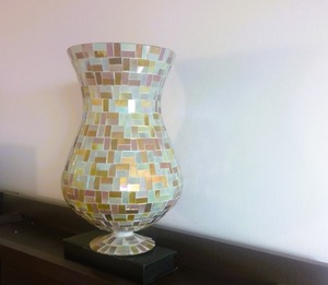 Bougie élégante en verre à la cire d'abeille avec finition mosaïque pour la décoration de table de fête, dîner de nuit, porte-bougie T-light - Product Image 4