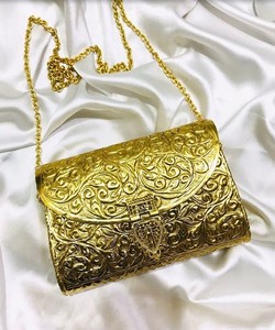 Elegante Bolso de Metal para Eventos, para Mujer, para Fiestas y Bodas, Bolso de Mano con Pedrería de Diseño, Venta al por Mayor desde India - Product Image 1