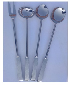 Ensemble de couverts en acier inoxydable royal fini or avec poignées de préhension Couverts en acier métallique réutilisables Outils de cuisine décoratifs pour le dîner - Product Image 3