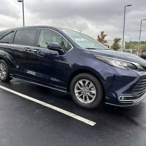 Toyota Sienna XLE certifiée 2022 à vendre - Product Image 1
