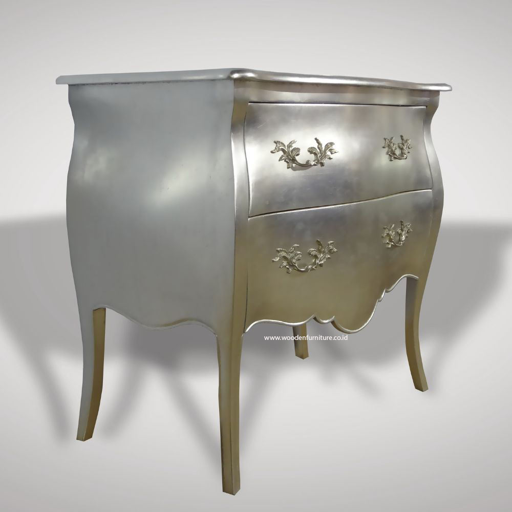 ใบไม้สีเงิน