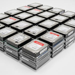 Discos Duros Reacondicionados de Alta Capacidad al por Mayor, Diseñados para un Almacenamiento de Datos Máximo - Product Image 1