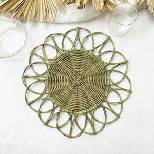 Customized Color Rattan Flower <b>Dining</b> <b>Table</b> <b>Placemat</b> Dinner Decorative Dish Pad Mat Kitchen <b>Placemats</b> - Product Image 1